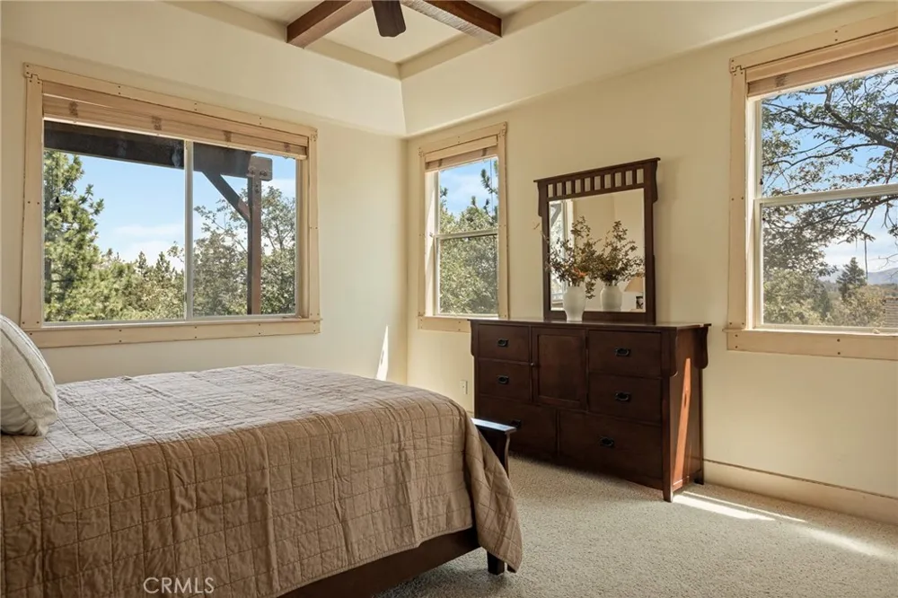 27920 Matterhorn Lake Arrowhead, CA 92352