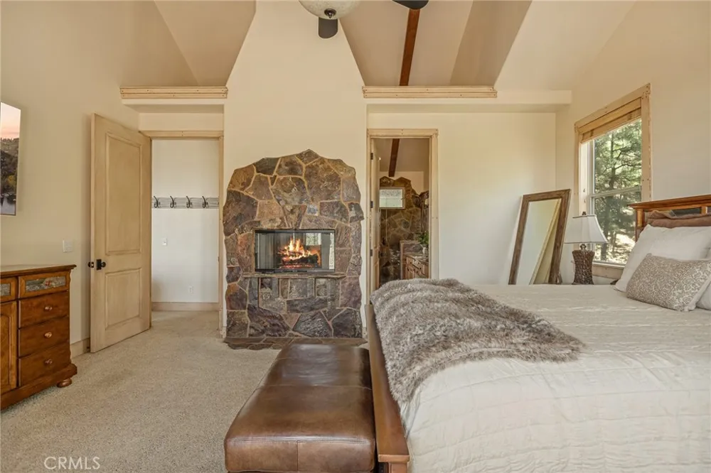 27920 Matterhorn Lake Arrowhead, CA 92352