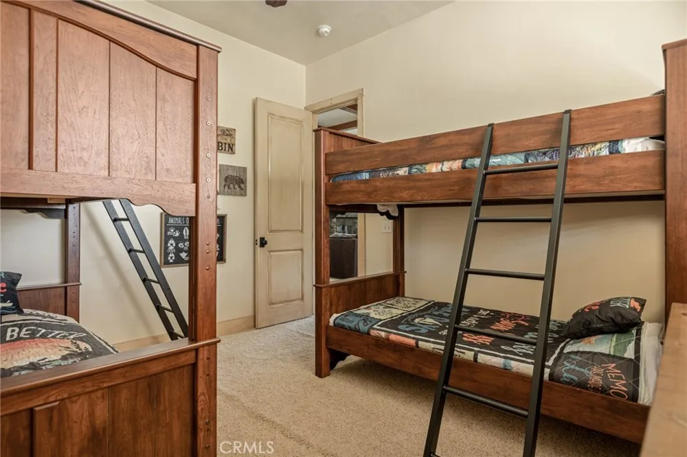 27920 Matterhorn Lake Arrowhead, CA 92352