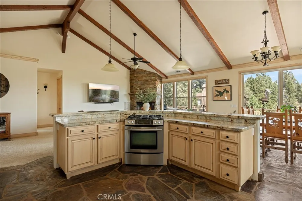 27920 Matterhorn Lake Arrowhead, CA 92352