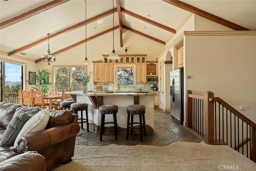 27920 Matterhorn Lake Arrowhead, CA 92352