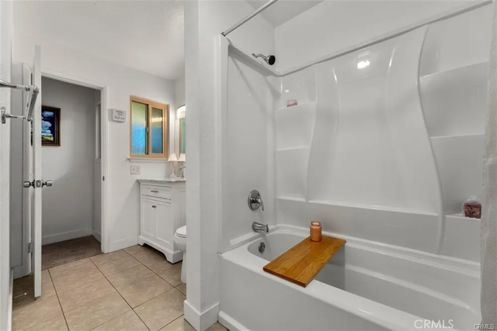 875 Endicott Claremont, CA 91711