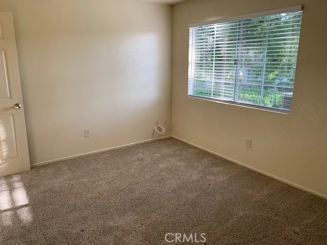 1365 Crafton Avenue Mentone, CA 92359