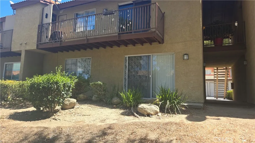 1365 Crafton Avenue Mentone, CA 92359
