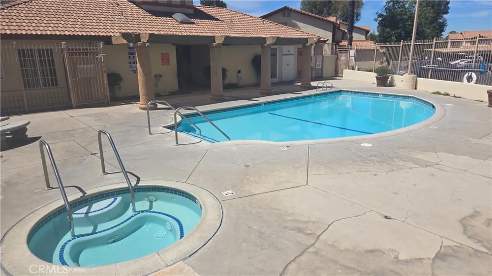 1365 Crafton Avenue Mentone, CA 92359