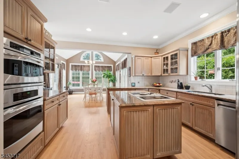 48 Ascot Dr Washington, NJ 07853