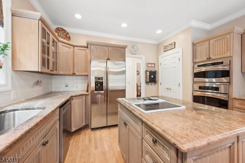 48 Ascot Dr Washington, NJ 07853