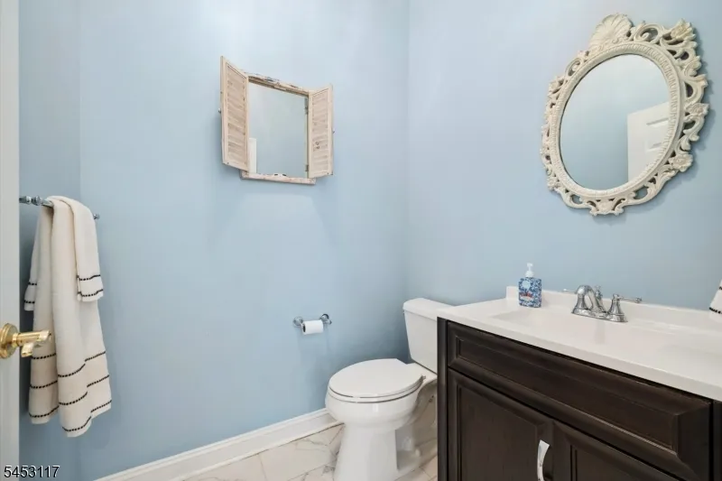 48 Ascot Dr Washington, NJ 07853