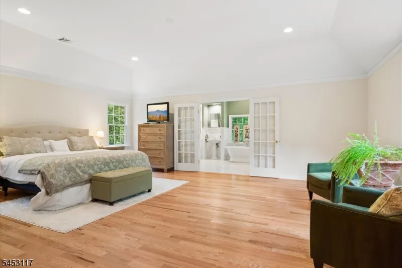48 Ascot Dr Washington, NJ 07853