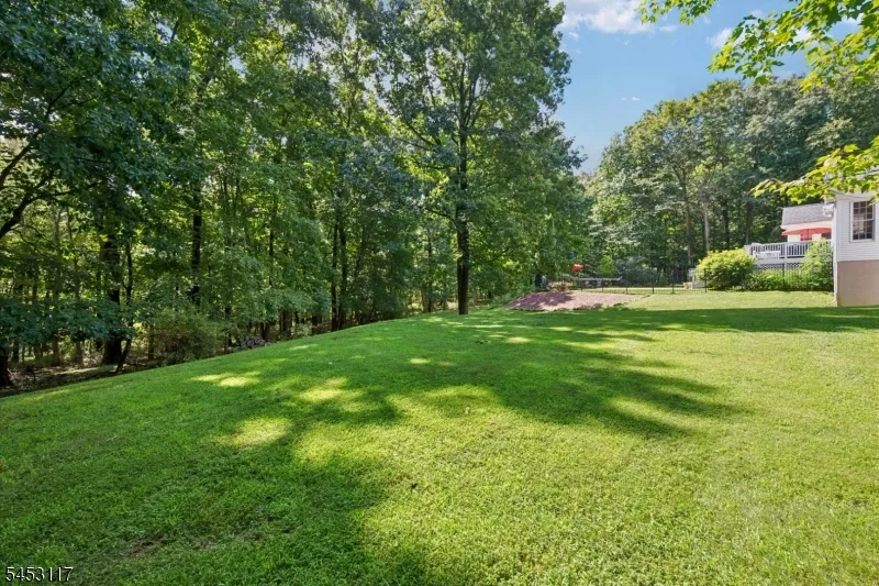 48 Ascot Dr Washington, NJ 07853