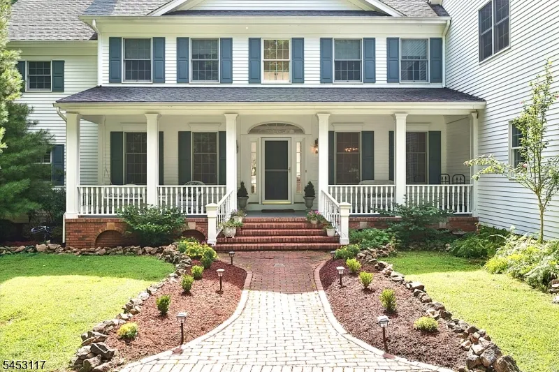 48 Ascot Dr Washington, NJ 07853