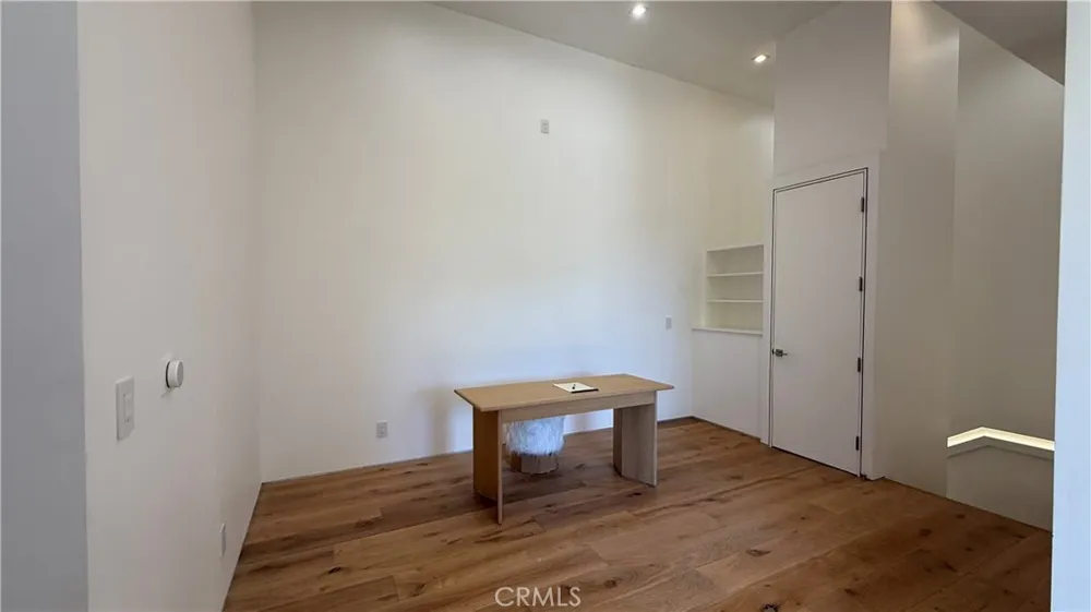 3901 Avenida Del Sol Studio City, CA 91604