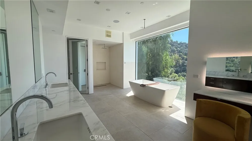 3901 Avenida Del Sol Studio City, CA 91604