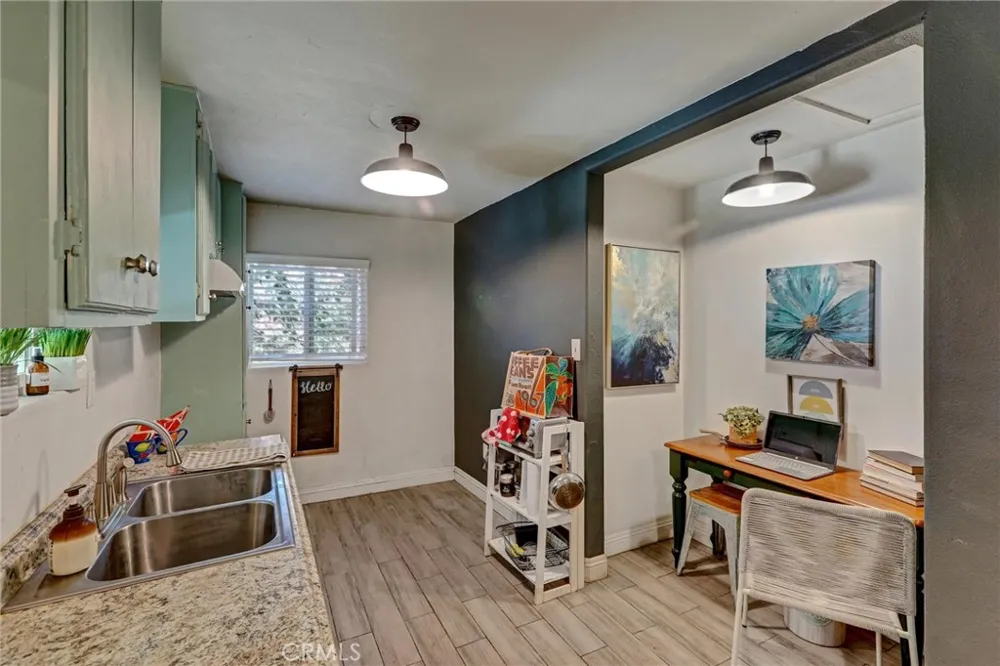 235 E M Colton, CA 92324