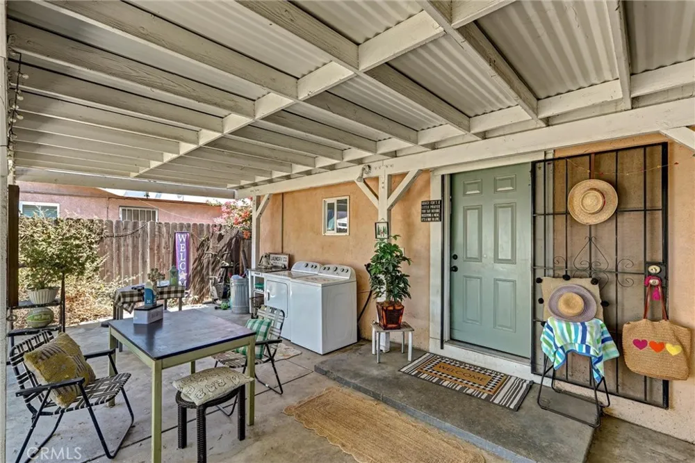 235 E M Colton, CA 92324