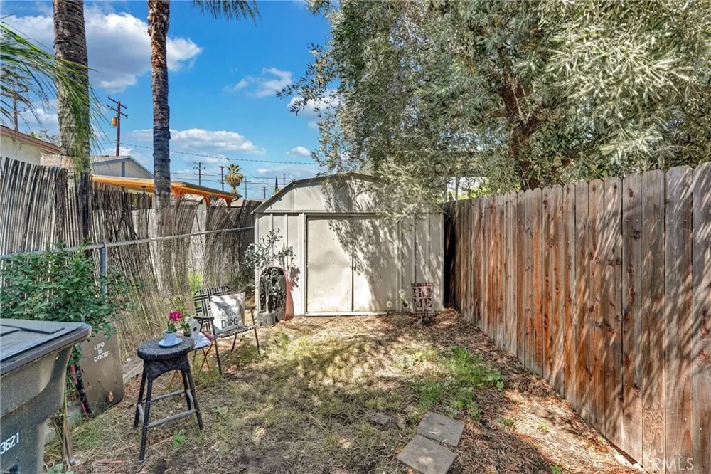 235 E M Colton, CA 92324