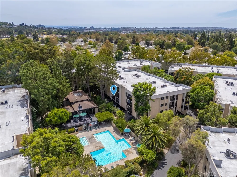 8120 Raintree Circle Culver City, CA 90230