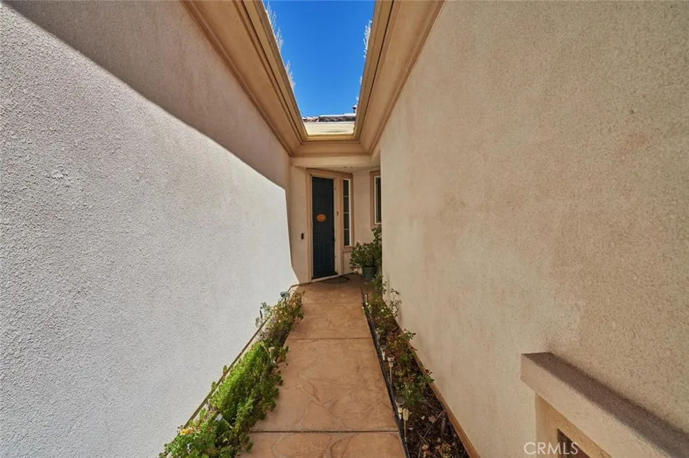 1192 Lantana Beaumont, CA 92223