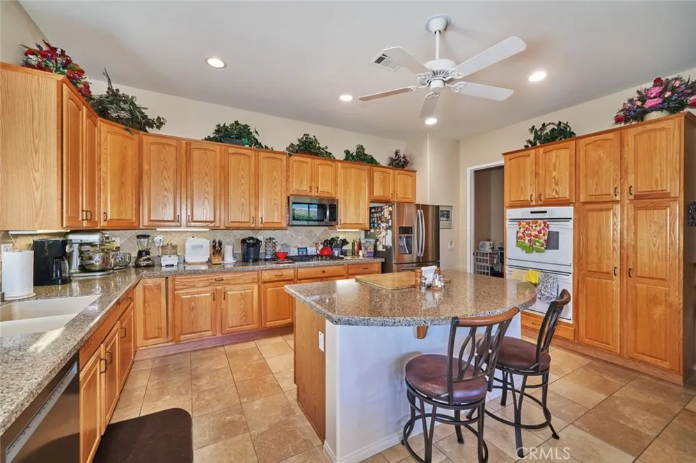 1192 Lantana Beaumont, CA 92223