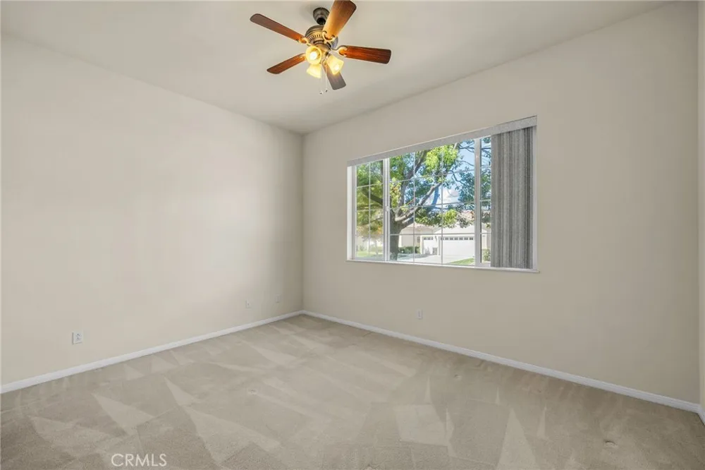957 Avenal Beaumont, CA 92223