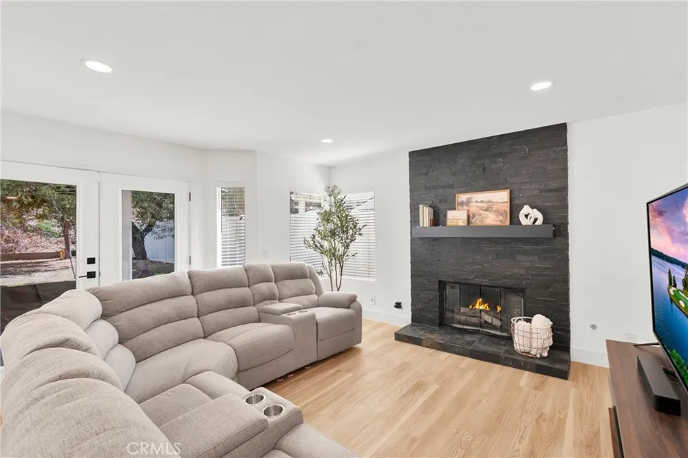 13109 Broken Bit Corona, CA 92883