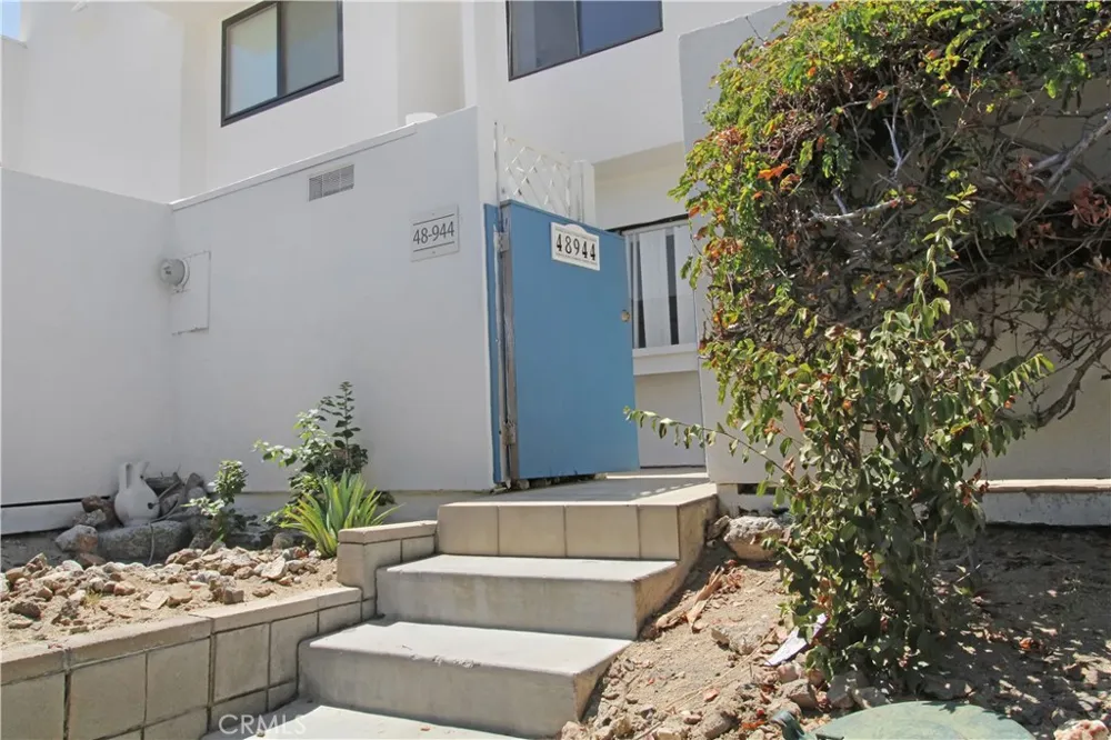 48944 Desert Flower Palm Desert, CA 92260