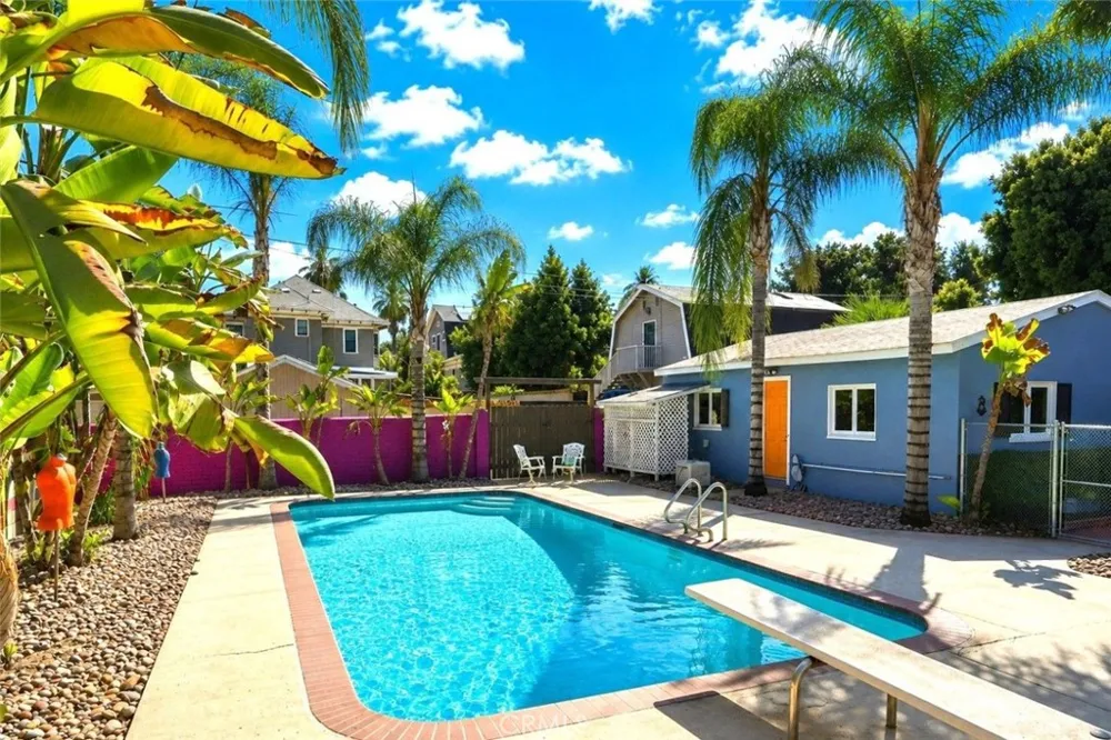 541 S 4th Redlands, CA 92373