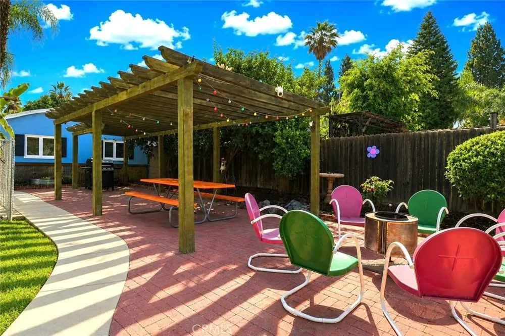 541 S 4th Redlands, CA 92373