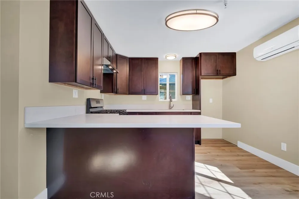 1976 Olive #A Long Beach, CA 90806