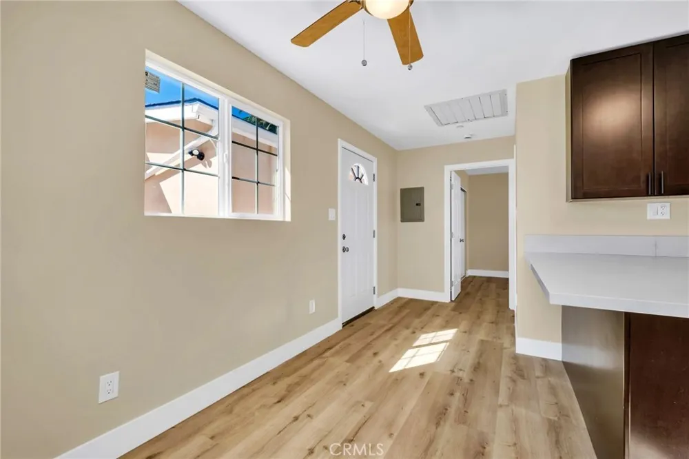 1976 Olive #A Long Beach, CA 90806
