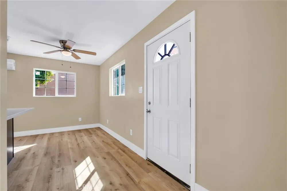 1976 Olive #A Long Beach, CA 90806