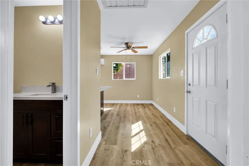 1976 Olive #A Long Beach, CA 90806