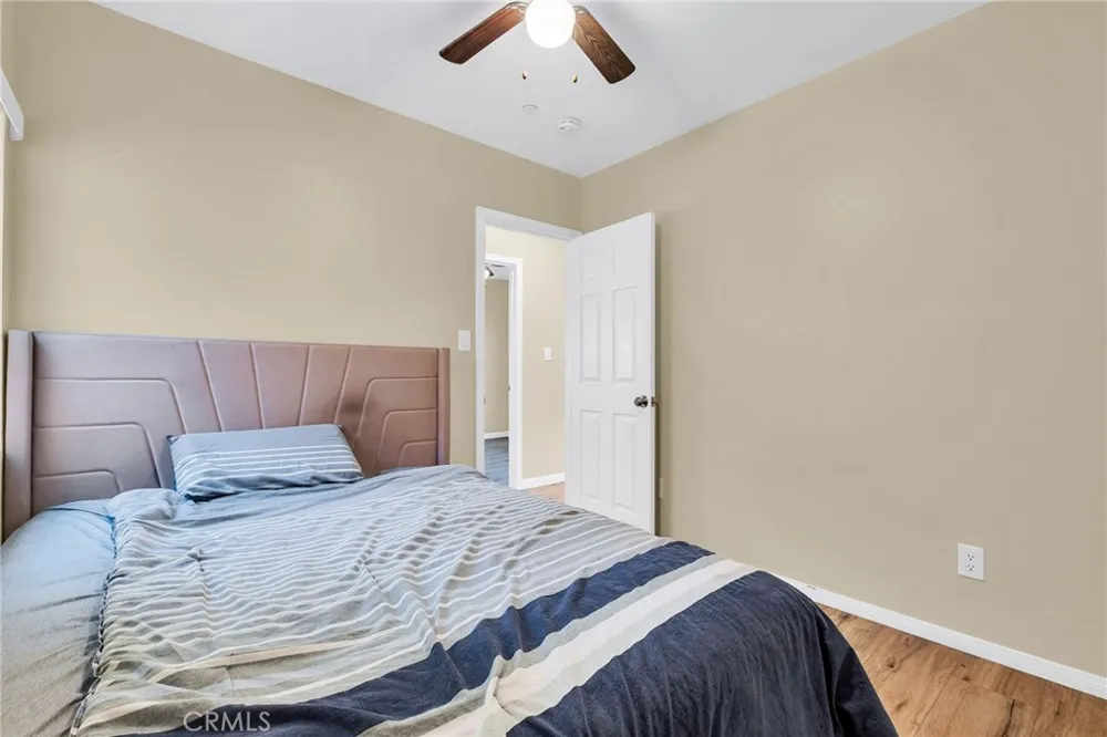 1976 Olive Long Beach, CA 90806
