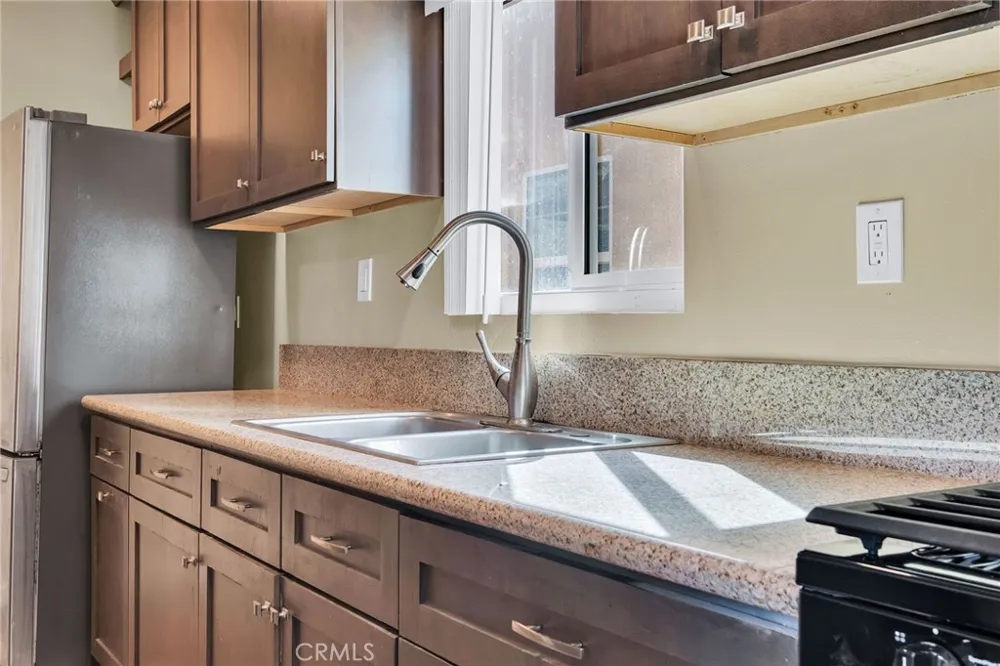 1976 Olive Long Beach, CA 90806