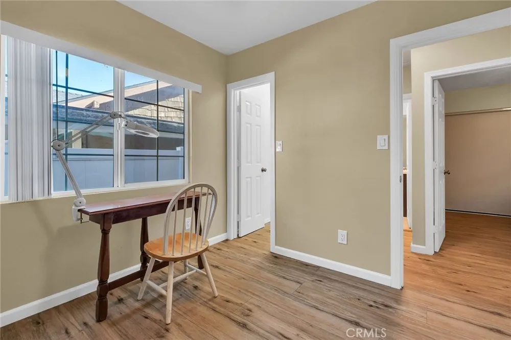 1976 Olive Long Beach, CA 90806