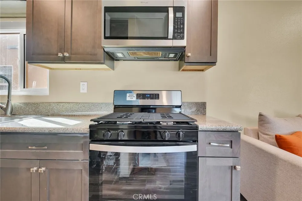 1976 Olive Long Beach, CA 90806