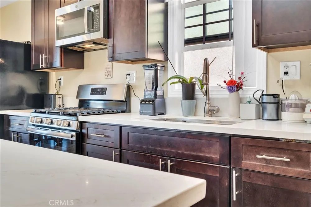 1972 Olive Long Beach, CA 90806