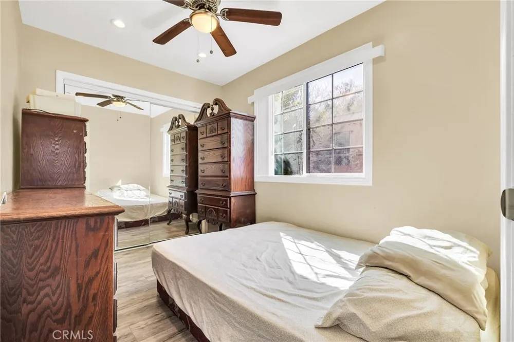 1972 Olive Long Beach, CA 90806
