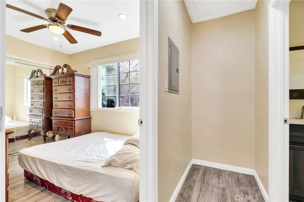 1972 Olive Long Beach, CA 90806
