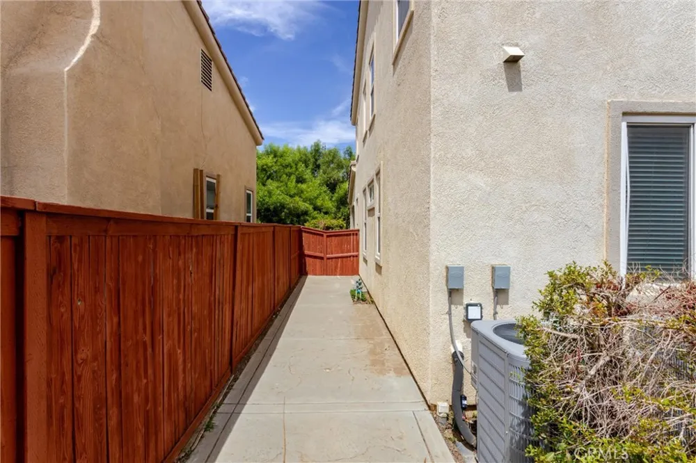 1485 Moonlight Beaumont, CA 92223