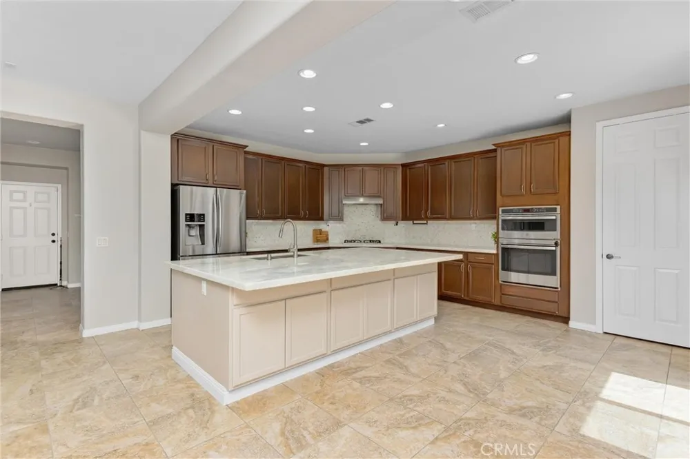 1485 Moonlight Beaumont, CA 92223
