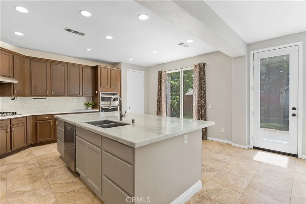 1485 Moonlight Beaumont, CA 92223