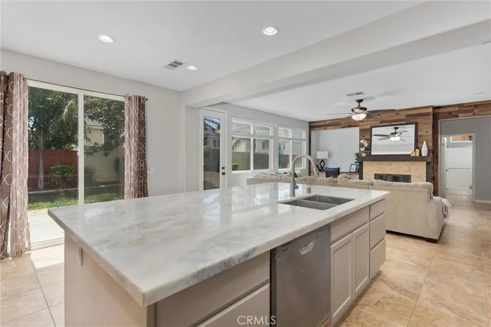1485 Moonlight Beaumont, CA 92223