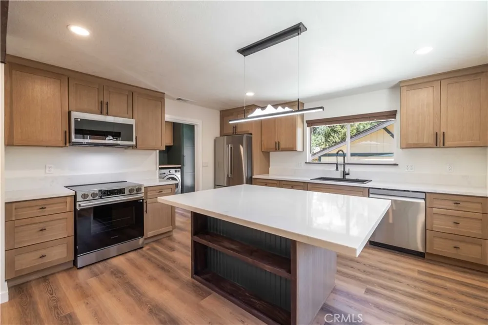 304 Greenspot Big Bear City, CA 92314