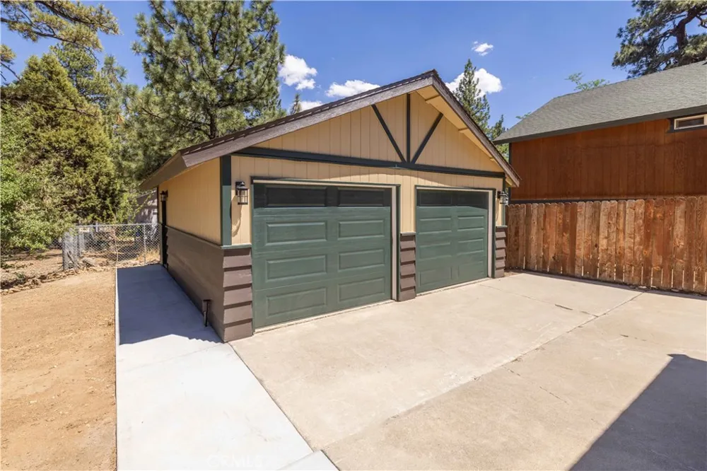 304 Greenspot Big Bear City, CA 92314