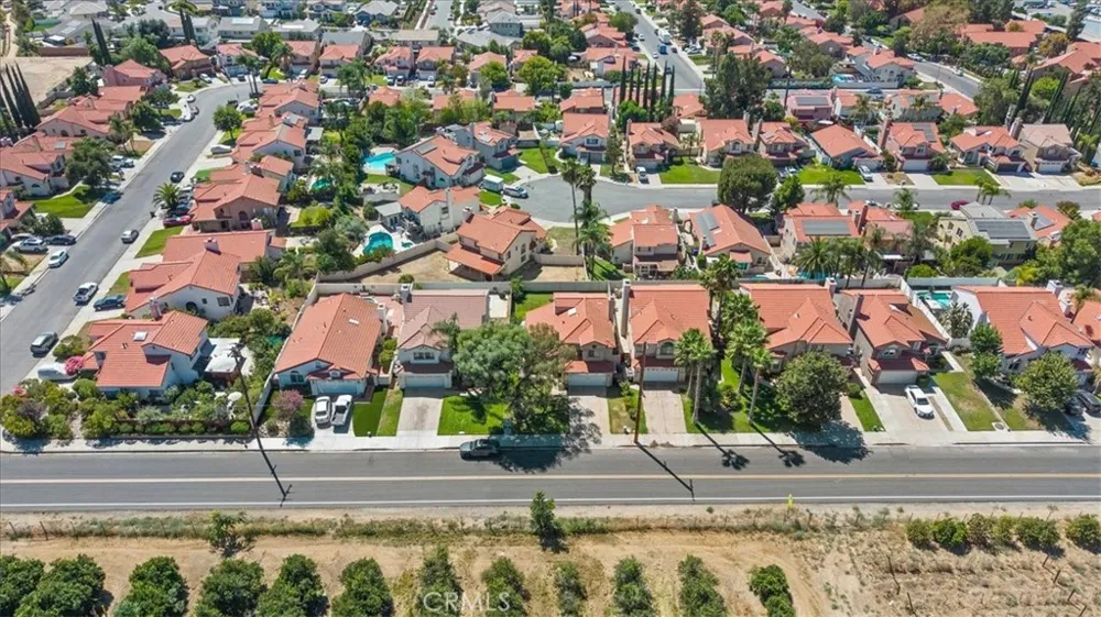 10726 Opal Redlands, CA 92374