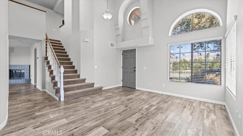 10726 Opal Redlands, CA 92374