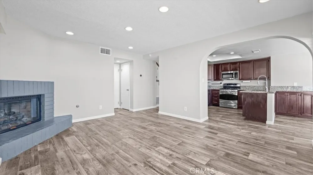 10726 Opal Redlands, CA 92374