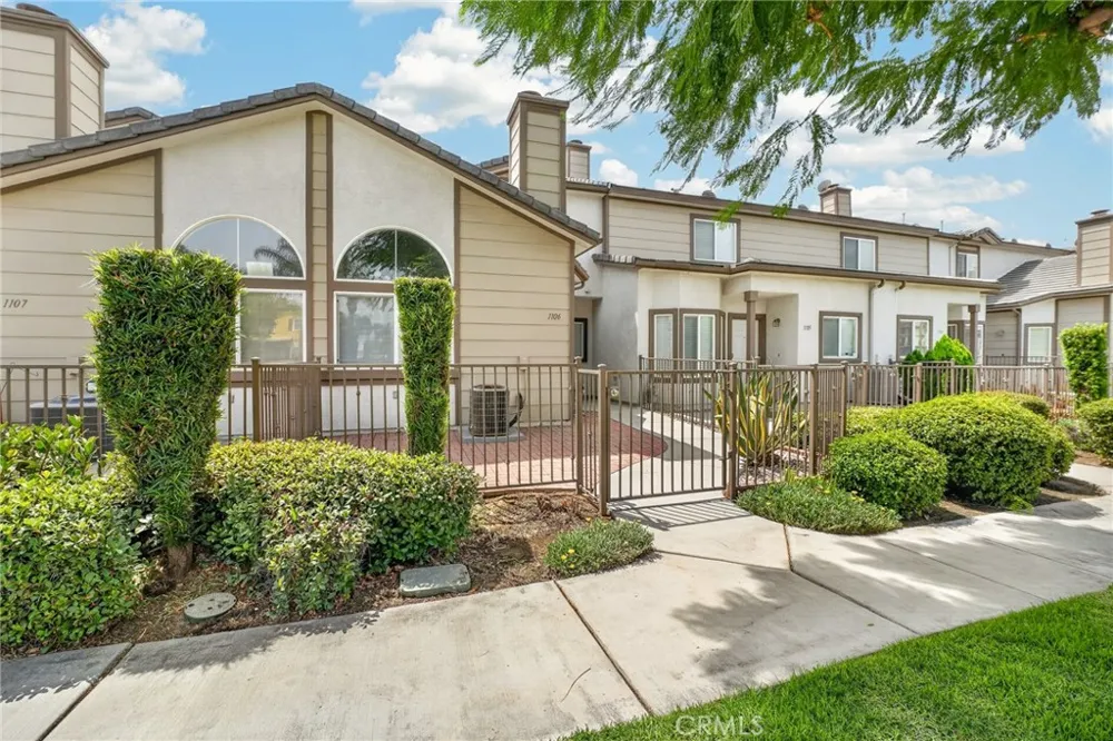1555 Orange Ave #1106 Redlands, CA 92373