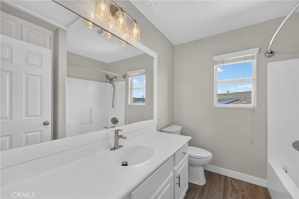 28900 Bayberry Drive Lake Elsinore, CA 92530